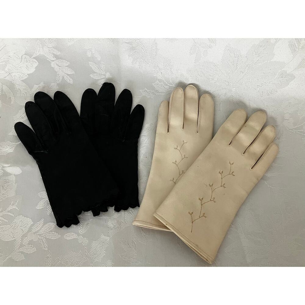 Lot of 2 Vintage Women's Gloves Miss Aris Kid Leather & Embroidered White Gloves